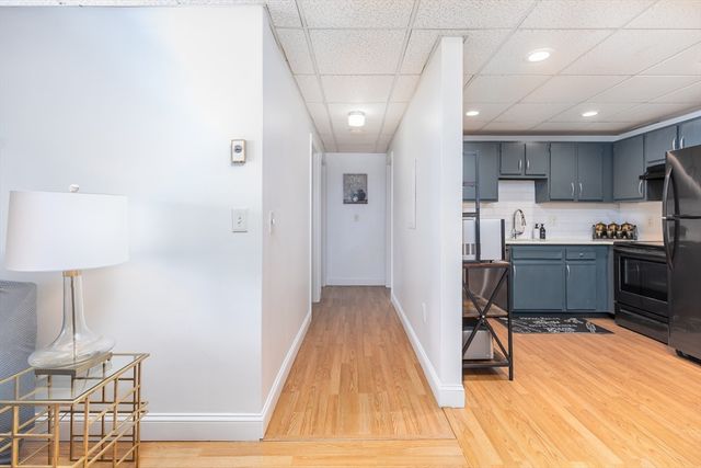 111 Foster Unit 416, Peabody, MA 01960