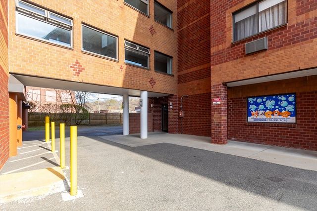 111 Foster Unit 416, Peabody, MA 01960