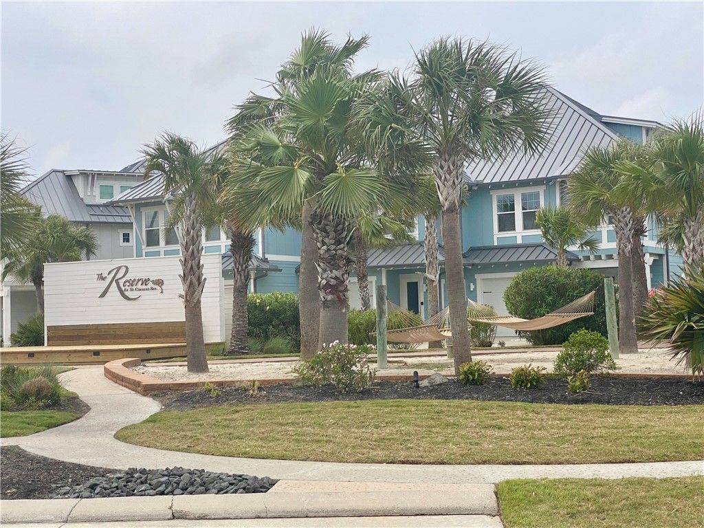 122 Bismarck Lane, Rockport, TX 78382 — photo 2