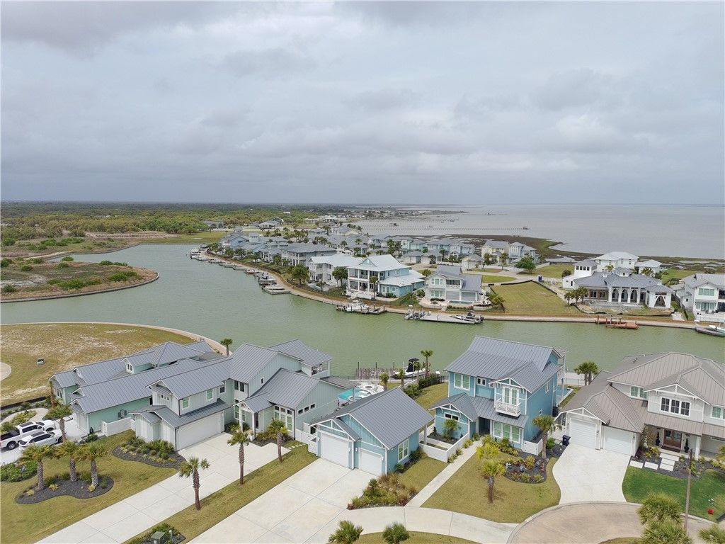 122 Bismarck Lane, Rockport, TX 78382 — photo 4