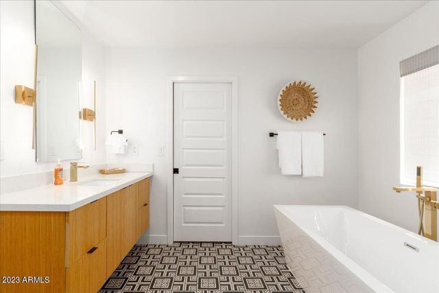 11601 N 50th Place, Scottsdale, AZ 85254