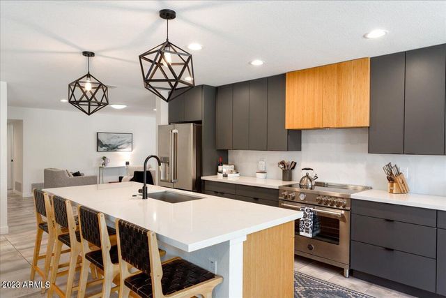 11601 N 50th Place, Scottsdale, AZ 85254