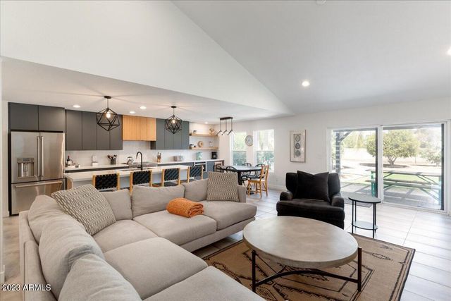 11601 N 50th Place, Scottsdale, AZ 85254