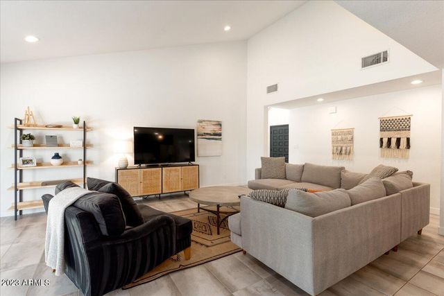 11601 N 50th Place, Scottsdale, AZ 85254