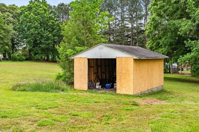 5860 NC Highway 49 N, Liberty, NC 27298