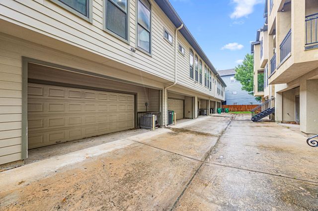 1119 Saint Charles Street, Houston, TX 77003