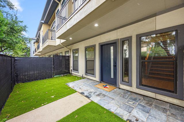 1119 Saint Charles Street, Houston, TX 77003