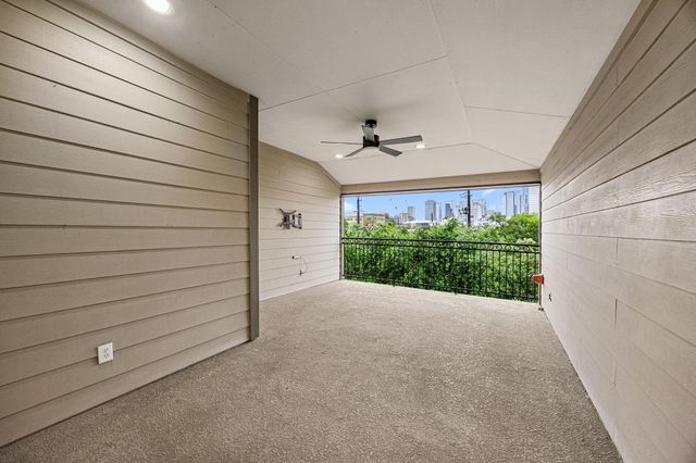 1119 Saint Charles Street, Houston, TX 77003