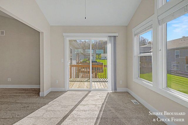 2914 Veld Creek Drive 31, Algoma Twp, MI 49341