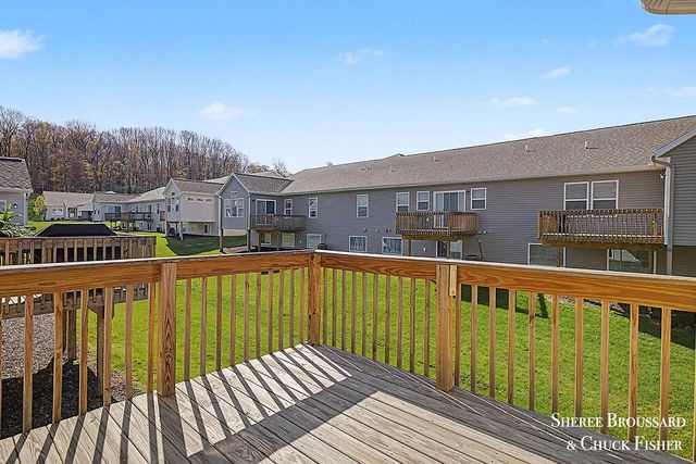 2914 Veld Creek Drive 31, Algoma Twp, MI 49341