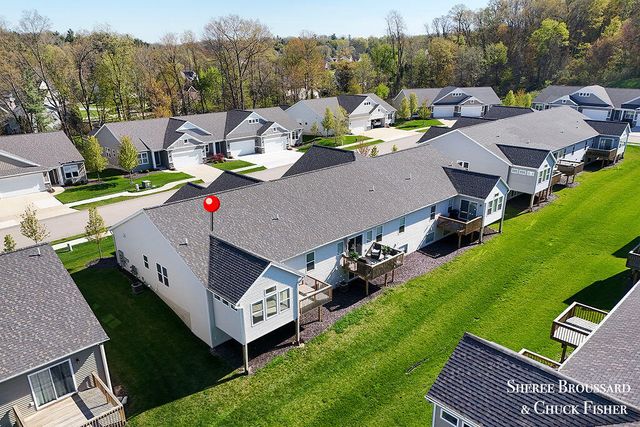 2914 Veld Creek Drive 31, Algoma Twp, MI 49341