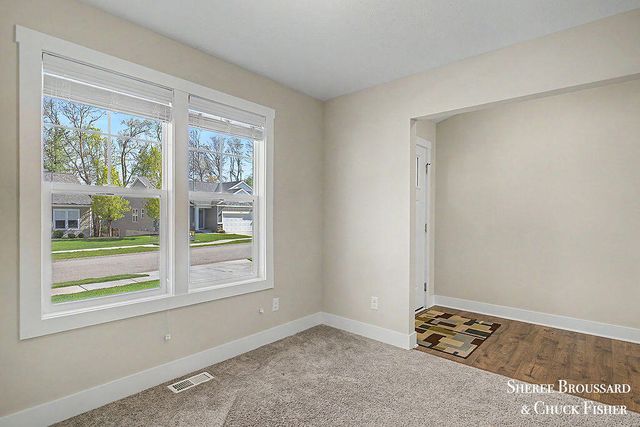 2914 Veld Creek Drive 31, Algoma Twp, MI 49341