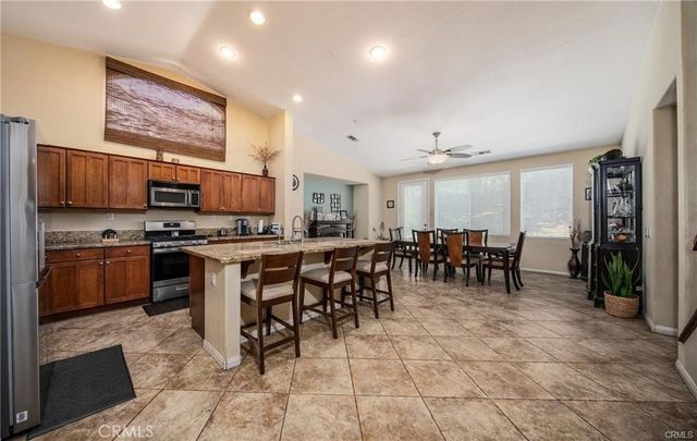 1451 Daybreak Way, Beaumont, CA 92223