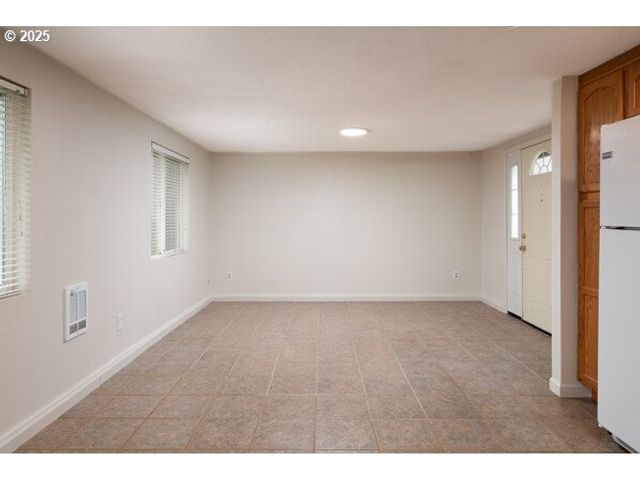 1750 TANEY St, Eugene, OR 97402