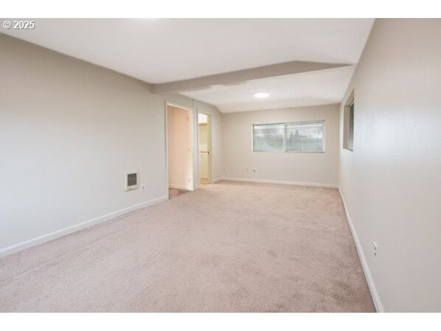 1750 TANEY St, Eugene, OR 97402