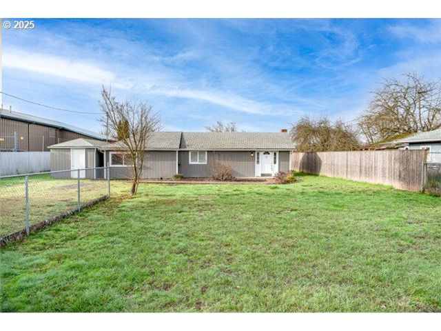 1750 TANEY St, Eugene, OR 97402