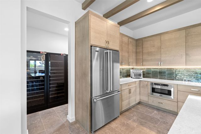 4 Valverde Lane, Santa Fe, NM 87506