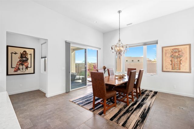 4 Valverde Lane, Santa Fe, NM 87506