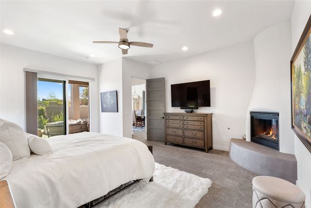 4 Valverde Lane, Santa Fe, NM 87506