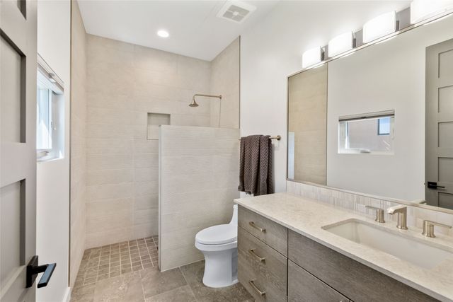 4 Valverde Lane, Santa Fe, NM 87506