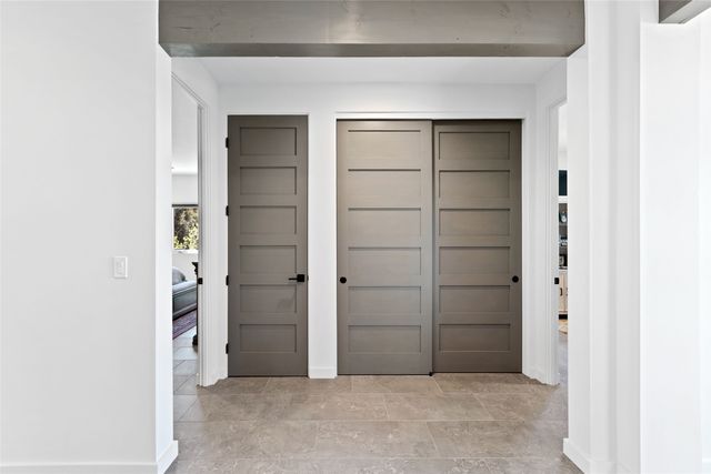 4 Valverde Lane, Santa Fe, NM 87506