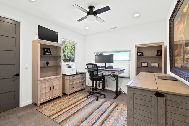 4 Valverde Lane, Santa Fe, NM 87506