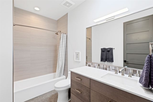 4 Valverde Lane, Santa Fe, NM 87506