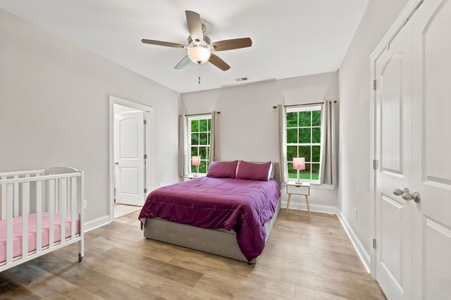 2994 Manning St., Loris, SC 29569