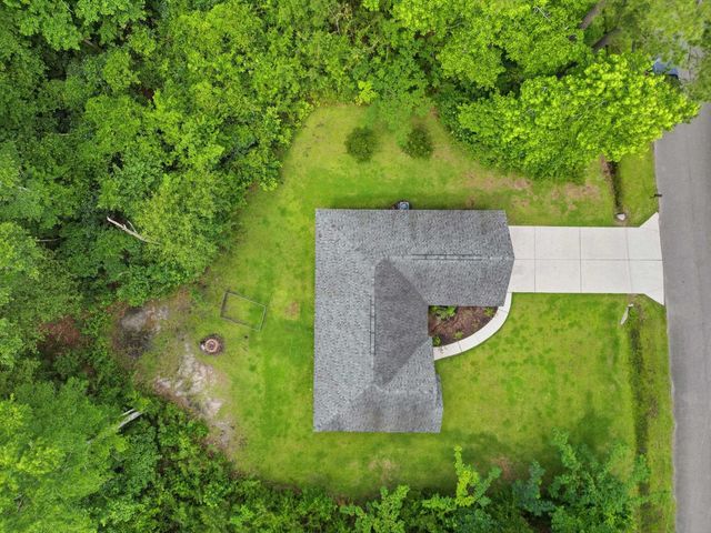 2994 Manning St., Loris, SC 29569