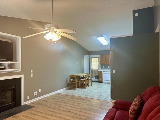 142 Paddock Way, Summerville, SC 29486