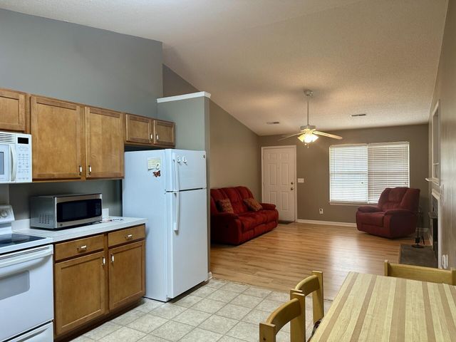 142 Paddock Way, Summerville, SC 29486
