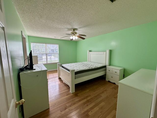 142 Paddock Way, Summerville, SC 29486