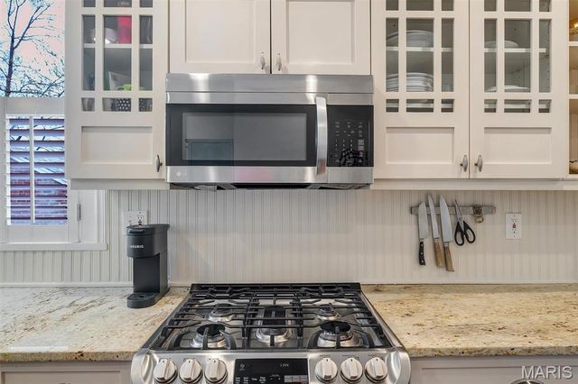 8027 Teasdale Avenue, University City, MO 63130