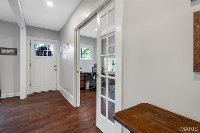 8027 Teasdale Avenue, University City, MO 63130