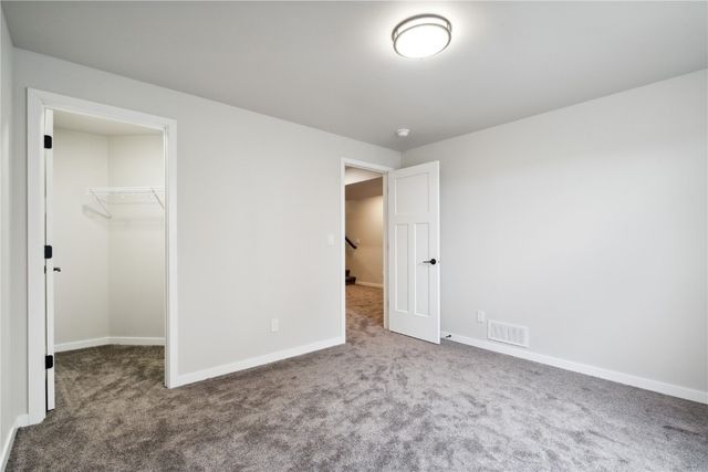 802 Mont Clair, Solon, IA 52333