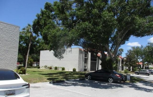 3241 BENEVA ROAD 103, Sarasota, FL 34232