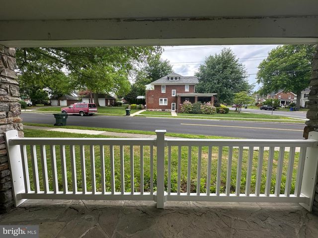 1400 OAK HILL AVE, Hagerstown, MD 21742