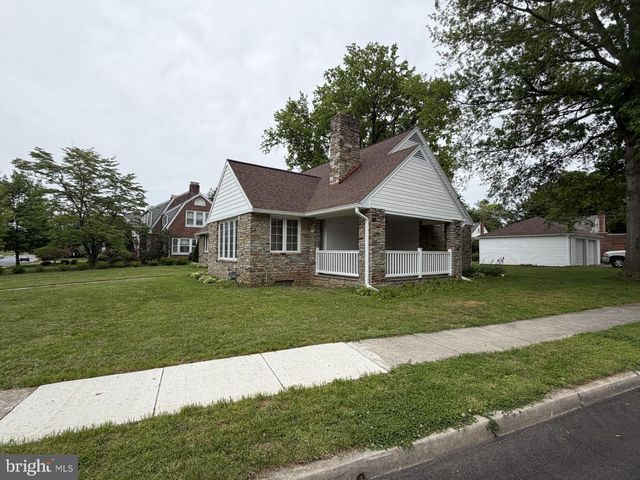 1400 OAK HILL AVE, Hagerstown, MD 21742