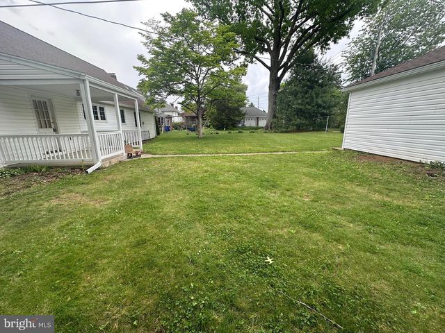 1400 OAK HILL AVE, Hagerstown, MD 21742