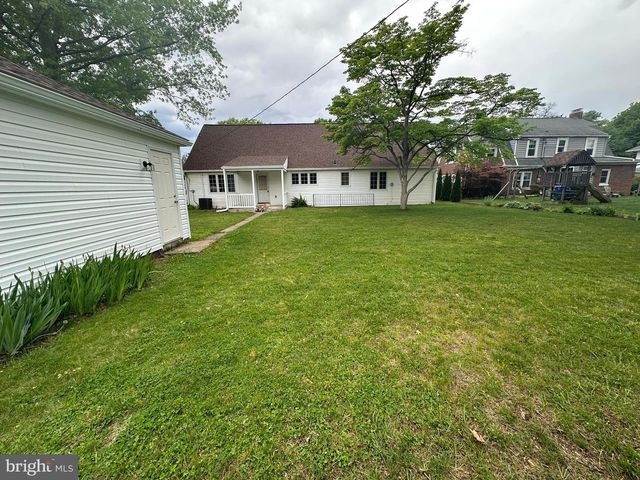 1400 OAK HILL AVE, Hagerstown, MD 21742