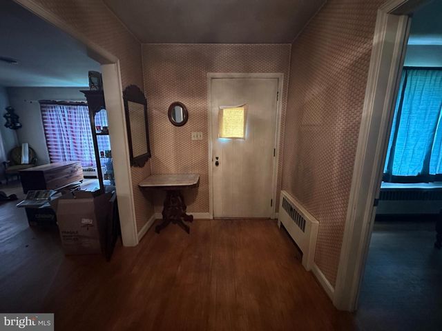 1400 OAK HILL AVE, Hagerstown, MD 21742