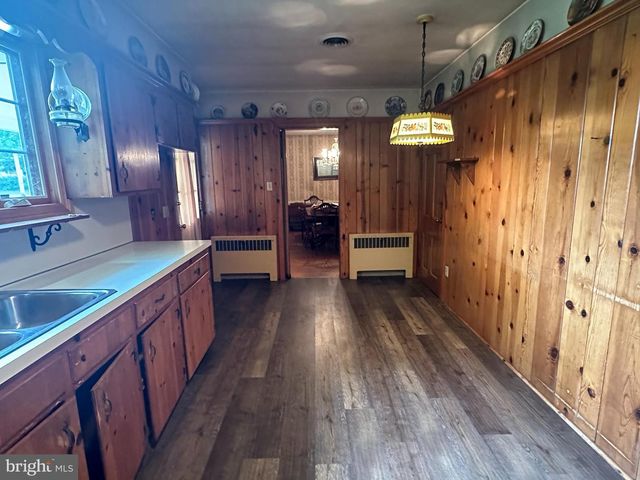 1400 OAK HILL AVE, Hagerstown, MD 21742