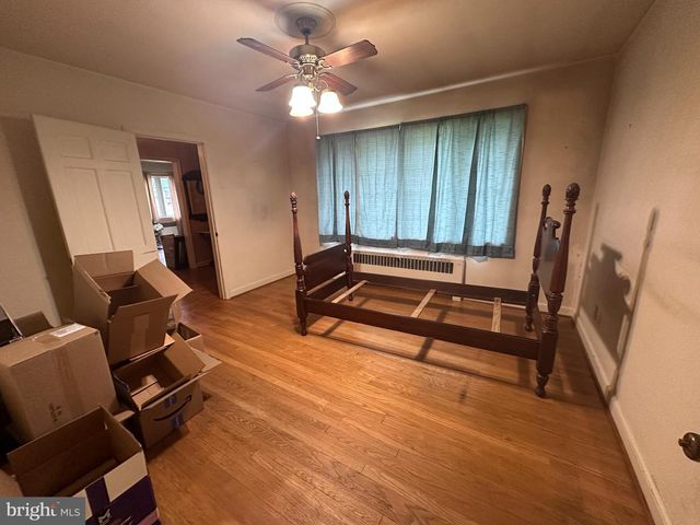 1400 OAK HILL AVE, Hagerstown, MD 21742