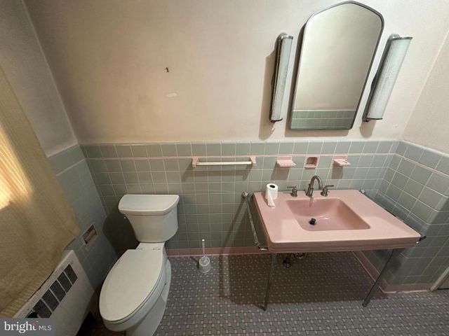 1400 OAK HILL AVE, Hagerstown, MD 21742
