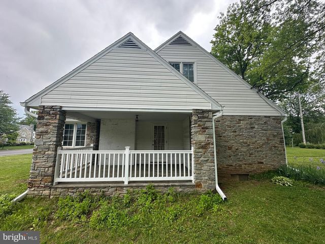 1400 OAK HILL AVE, Hagerstown, MD 21742
