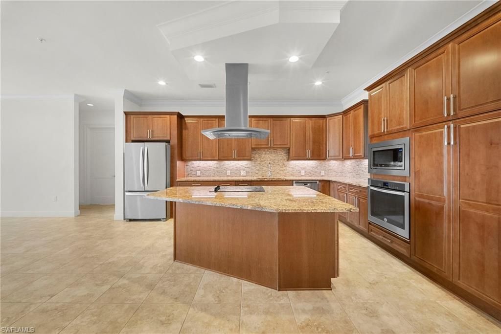 21450 Strada Nuova CIR A302, ESTERO, FL 33928 — photo 3