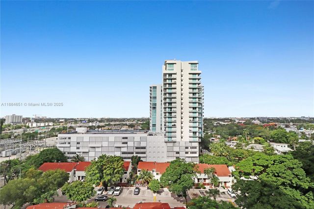 1871 NW S River Dr 1205, Miami, FL 33125