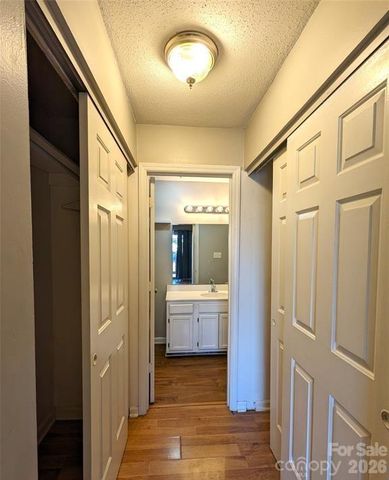 8137 Cedar Glen Drive, Charlotte, NC 28212