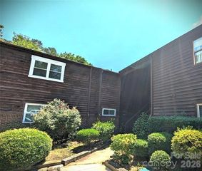 8137 Cedar Glen Drive, Charlotte, NC 28212