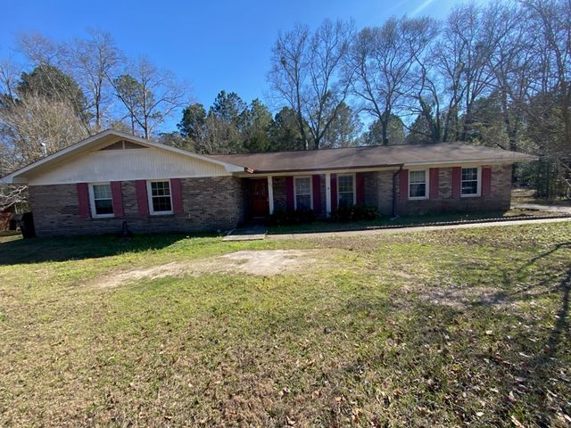 704 Circleview Dr, Dothan, AL 36301